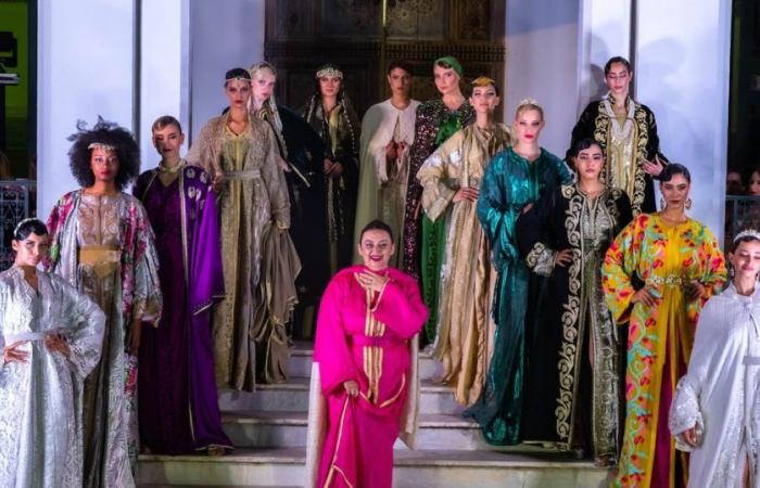 Der marokkanische Kaftan, Star des BRICS+ Fashion Summit in Moskau