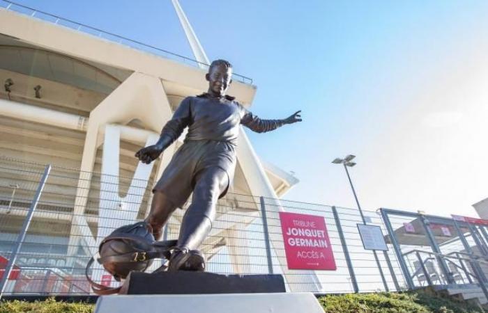 Die Statue von Just Fontaine in Reims wurde eingeweiht