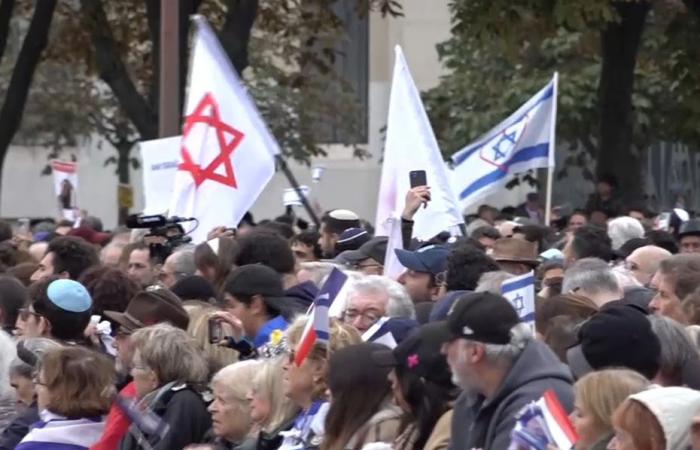 ein Marsch in Paris für die Freilassung der Geiseln