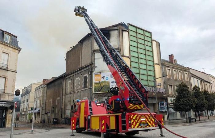 Brand im ehemaligen Kino Les Bourbons in Montluçon