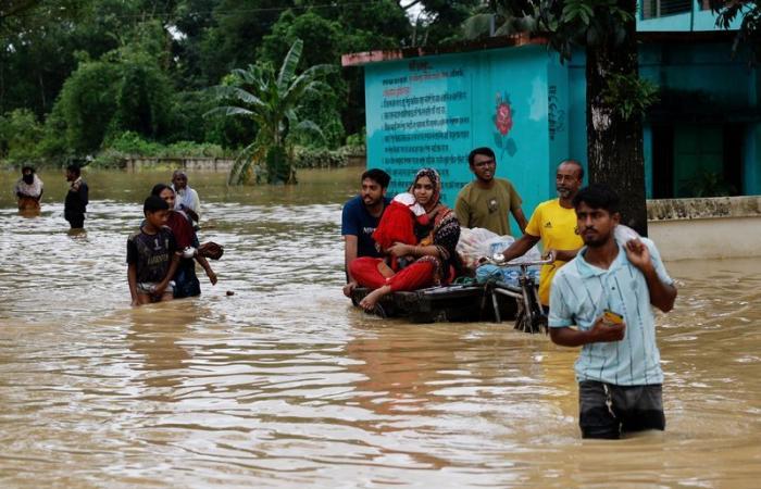 Bei Überschwemmungen in Bangladesch kommen fünf Menschen ums Leben, Tausende sind gestrandet