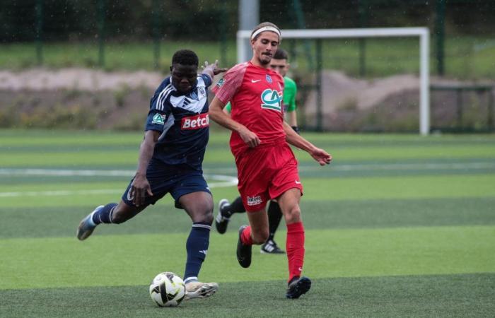 Coupe de France (5. Runde). Die Girondins (N2) gegen Bassens (R2), ein Anglet (N2)-Plakat