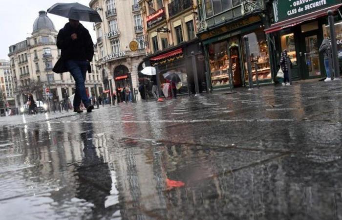 Wetter: Drei Abteilungen unterliegen der orangefarbenen Wachsamkeit bei Regen und Überschwemmungen