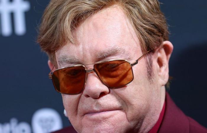 Elton John teilt sein Gesundheitsupdate bei Filmpremiere mit