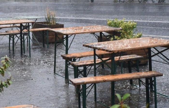 Wetter: Neun Departements in Alarmbereitschaft wegen Regenüberschwemmung Montag, elf Dienstag: Nachrichten