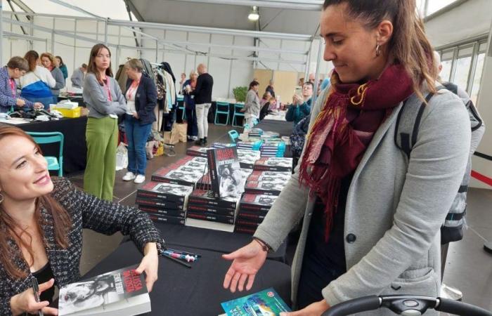 Mélissa Da Costa wurde auf der Buchmesse in Le Mans wie ein Rockstar begrüßt