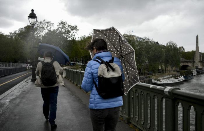 Böen bis 130 km/h, starker Regen, Flugbahn… was dieser wahrscheinliche Sturm für uns bereithält