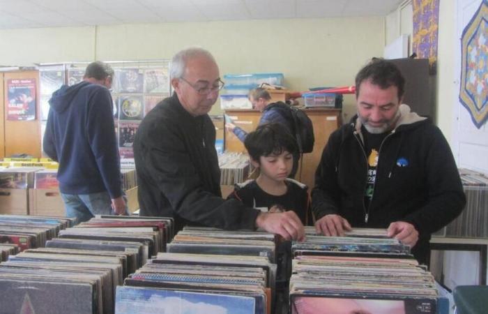 Mûrs-Erigné. Wenn Bücher, Schallplatten und Pflanzen den Besitzer wechseln