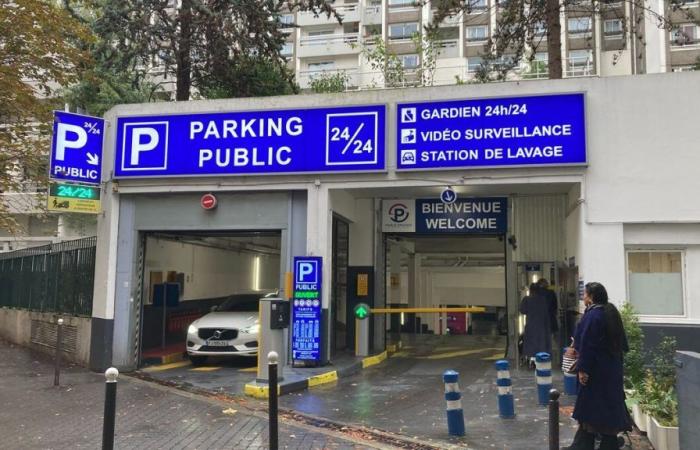 Paris: Der Parkwächter wurde durch sieben Messerstiche verletzt