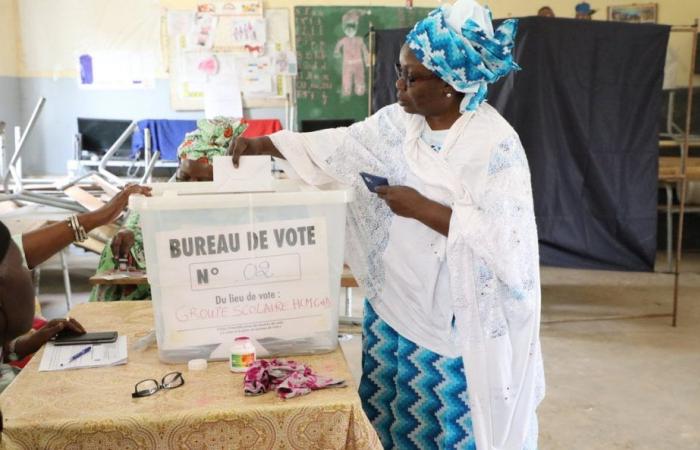 Senegal wird bei den Parlamentswahlen seinen traditionellen Wahlgang beibehalten