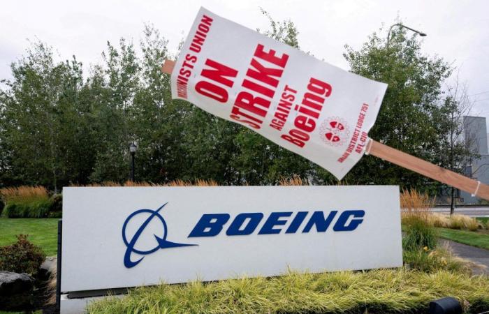 Boeing setzt Verhandlungen mit Mechanikern aus, Streik geht weiter