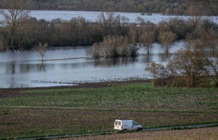 Depression Kirk: Météo France alarmiert 34 Departements wegen heftiger Winde, Regenüberschwemmungen und Überschwemmungen: Nachrichten