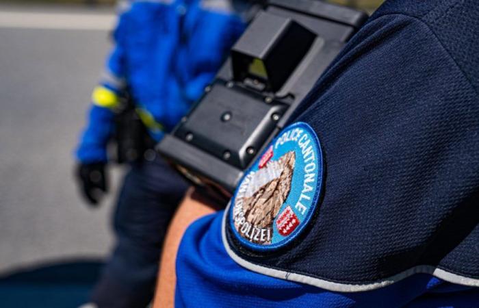 Polizei eröffnet bei Verfolgungsjagd im Wallis das Feuer