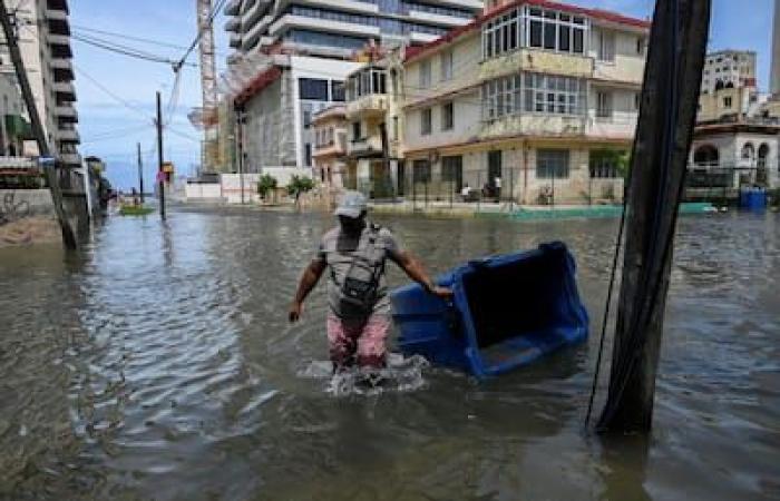 Hurrikan Milton trifft Florida, 2,5 Millionen Haushalte ohne Strom