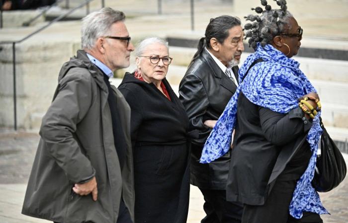 Josiane Balasko, Gérard Jugnot… Der Herrliche vereint angesichts der Trauer