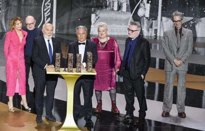 Beerdigung von Michel Blanc: „Lachen und Tränen“, diese starke Geste der auf dem Friedhof versammelten Splendid-Truppe