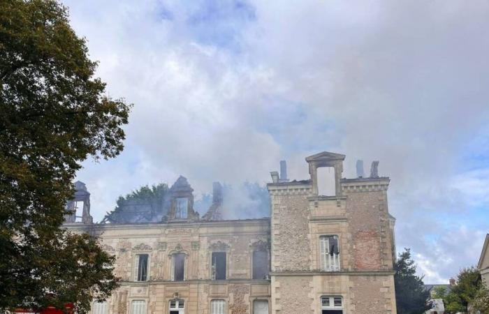 Dieses Sarthe-Schloss wurde durch einen Brand völlig zerstört