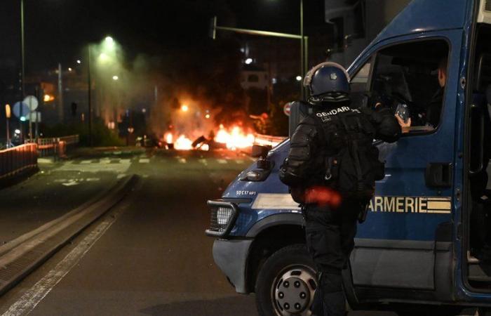 Plünderungen, Brände, 26 Gendarmen und Polizisten verletzt, Flughafen überfallen: Nach der Gewalt wurden auf Martinique eine Ausgangssperre und ein Demonstrationsverbot erlassen