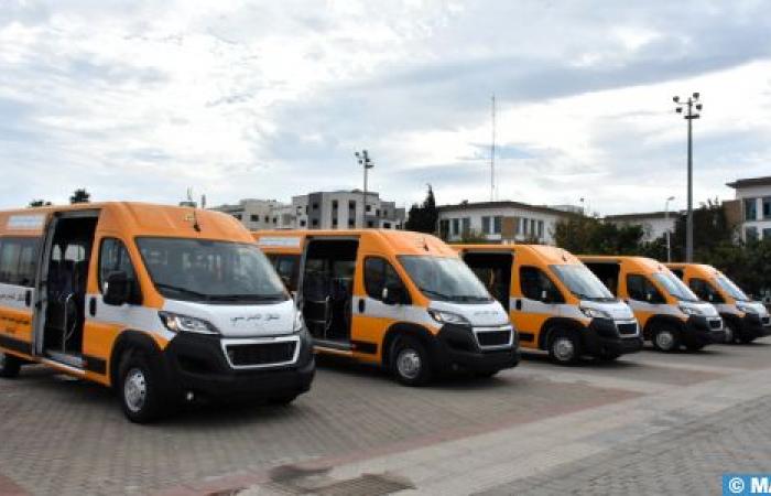 INDH: Lieferung von Schulbussen zugunsten mehrerer Vereine in Tetouan