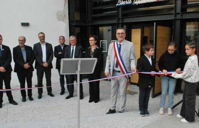 Bordes: eine Einweihung, die dem neuen Rathaus würdig ist