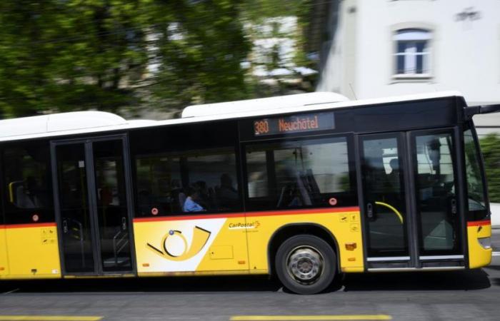 Rund siebzig Entlassungen in der CarPostal-Verwaltung – rts.ch