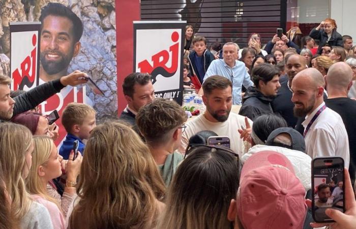 Sängerin Kendji Girac lockt mehrere Hundert Menschen nach Cora Houdemont