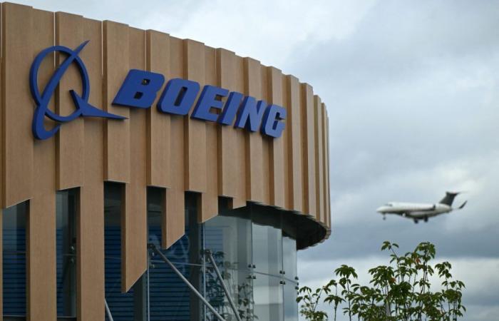 In finanziellen Schwierigkeiten kündigt Boeing den Abbau von rund 17.000 Arbeitsplätzen weltweit an