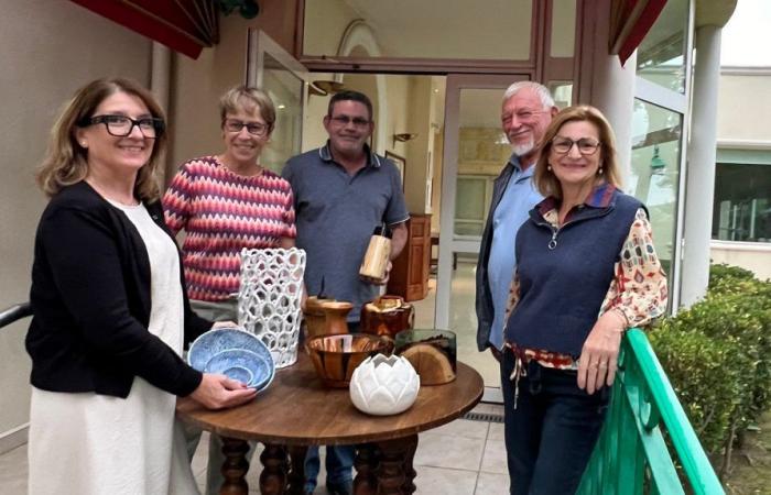 Der Club Villa Khariessa in Martigues organisiert seinen ersten Herbstsalon