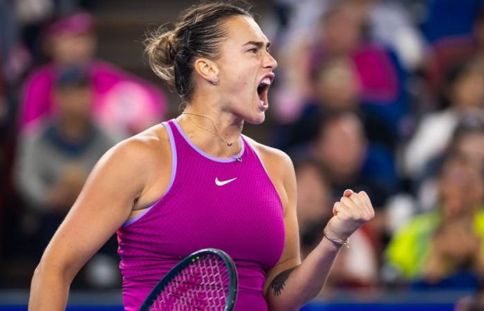 WTA Wuhan: Aryna Sabalenka krönte sich gegen Qinwen Zheng (6-3, 5-7, 6-3) und kommt dem 1. Platz der Welt näher