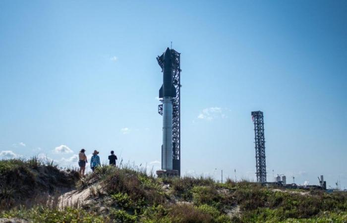 Raumfahrt: SpaceX fängt nach Raketenstart zum ersten Mal Startstufe auf