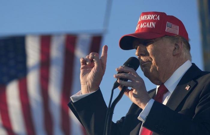 Bewaffneter Mann vor Donald-Trump-Kundgebung festgenommen