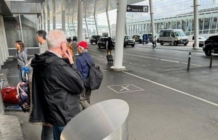 Die SBB und der Flughafen Zürich haben ein Problem mit Rauchern