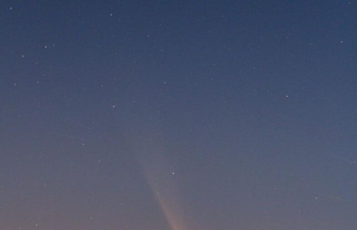 Unglaubliche Fotos des Kometen Tsuchinshan-Atlas in Frankreich