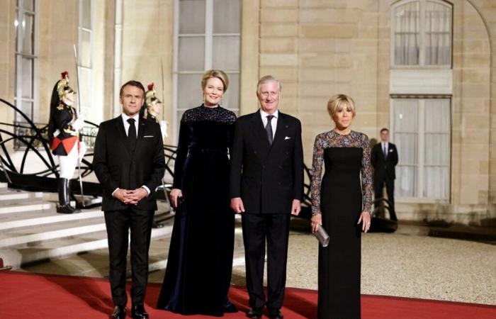 Strahlende Brigitte Macron und Mathilde aus Belgien, erhabene schwangere Tatiana Silva, sichtbarer Bauch für Madame Darmanin … Bilder vom Staatsessen im Élysée (Fotos)