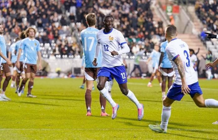 Das französische Team gewinnt in Belgien (2:1) dank eines Doppelpacks von Randal Kolo Muani