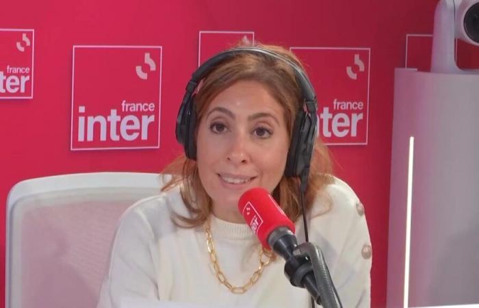 „Ich sehe deinen Look, Léa“: Léa Salamé wird von ihrem Gast herausgefordert, ihre Stimme bricht live