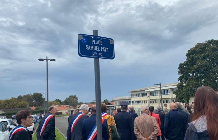 Place Samuel Paty vor der Charles Despiau High School eingeweiht