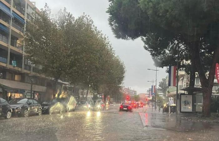 beeindruckende Bilder von heftigen Regenfällen im Süden