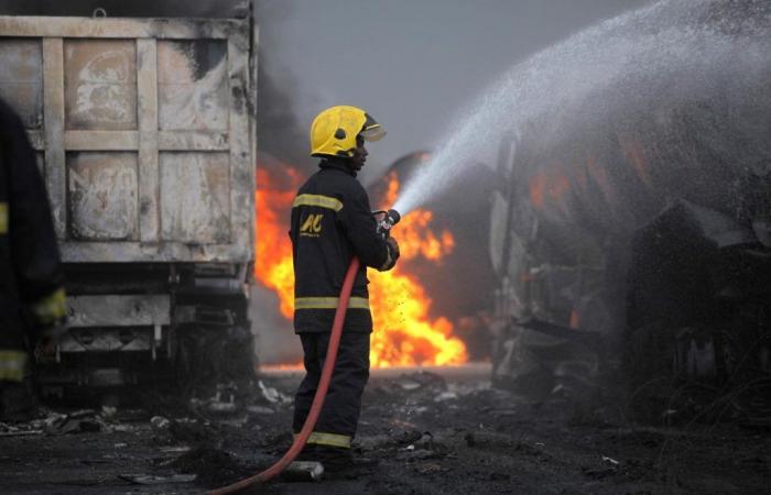 Tankerexplosion tötet mehr als 140 Menschen