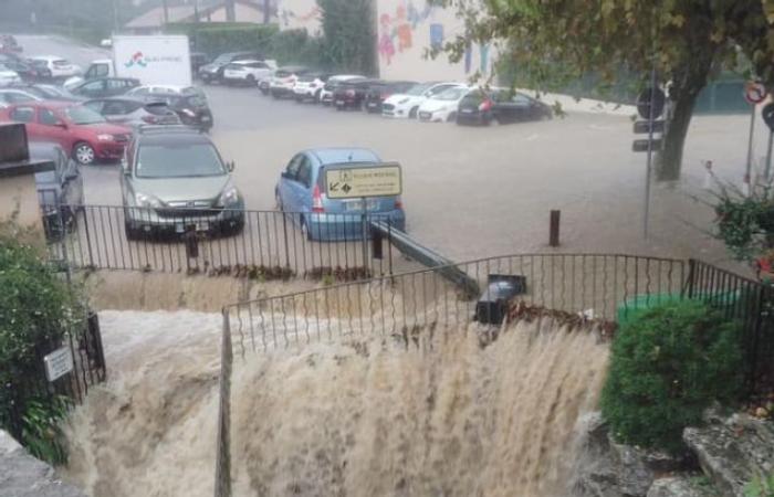 Die Bilder vom schlechten Wetter im Süden sind beeindruckend