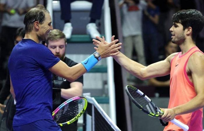 Six Kings Slam. Carlos Alcaraz entlässt Rafael Nadal und schließt sich im Finale Jannik Sinner an