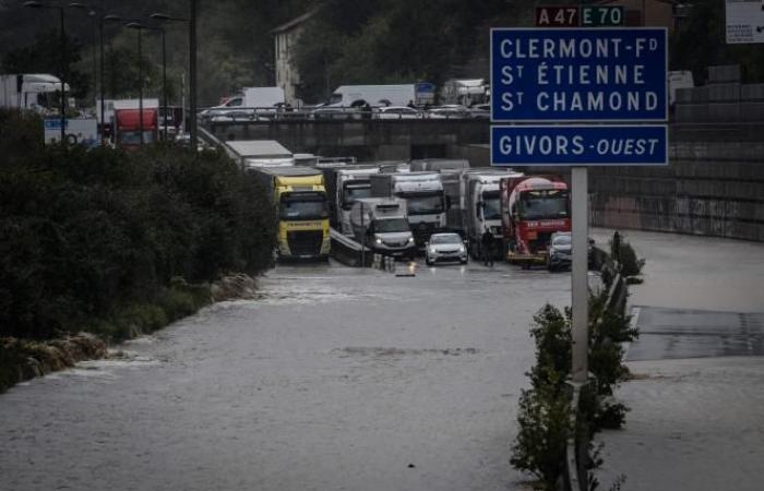 „Noch nie zuvor gesehen“: Fast 900 Menschen wurden in Frankreich bei beeindruckenden Überschwemmungen evakuiert (Fotos)