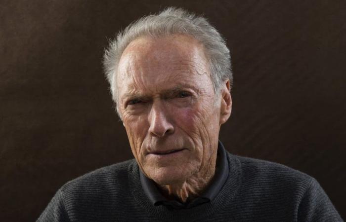 Dieser Schauspieler musste eine unglaubliche Gehaltskürzung von 90 % hinnehmen, um die Chance zu bekommen, mit … Clint Eastwood zusammenzuarbeiten.