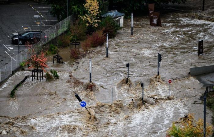 In Annonay wurden Gebäude evakuiert und Bewohner angesichts des steigenden Wassers eingesperrt