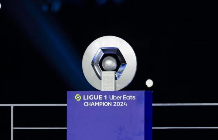 die neue Ligue-1-Trophäe vorgestellt