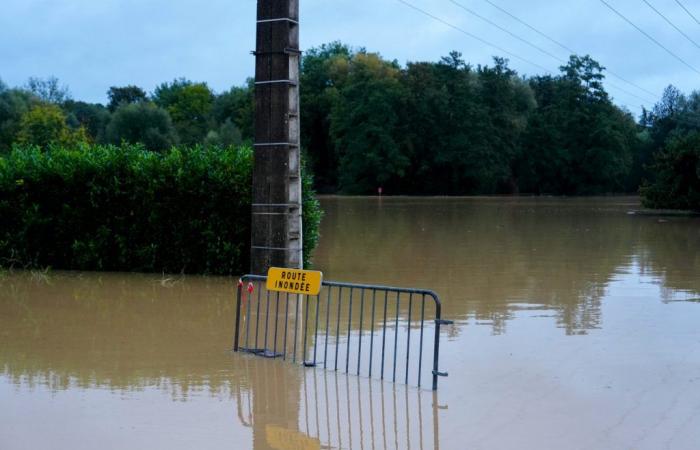 Météo France setzt 13 Departements in Alarmbereitschaft wegen Überschwemmungen, Stürmen und/oder Überschwemmungen