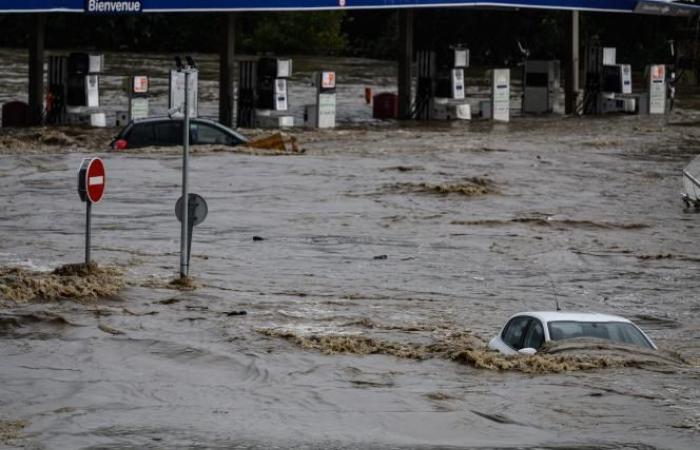 „Noch nie zuvor gesehen“: Fast 900 Menschen wurden in Frankreich bei beeindruckenden Überschwemmungen evakuiert (Fotos)