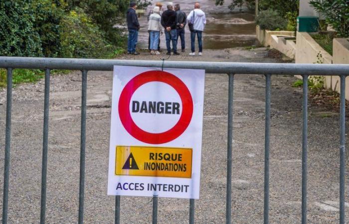 Gard ist immer noch in Alarmbereitschaft wegen Überschwemmungen: Etwa zwanzig Straßen und Brücken sind blockiert, aktuelle Lage