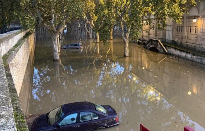 Diese Stadt im Gard erwacht mit den Füßen im Wasser: beeindruckende Überschwemmungen