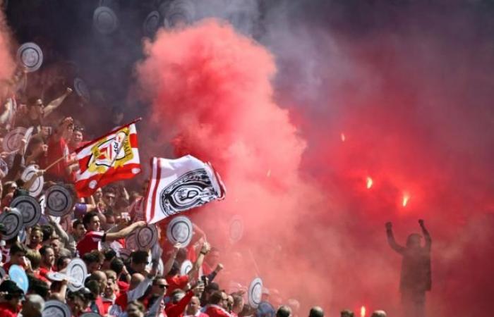 Das Reiseverbot für Fans des PSV Eindhoven in Paris wurde durch einen Ministererlass bestätigt (Fußball)